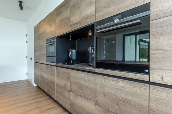 Foto - Te koop: Imposant ontworpen villa uit 2023 die alles te bieden heeft: luxe, comfort en duurzaamheid in de geliefde nieuwbouwwijk Park Hoogveld